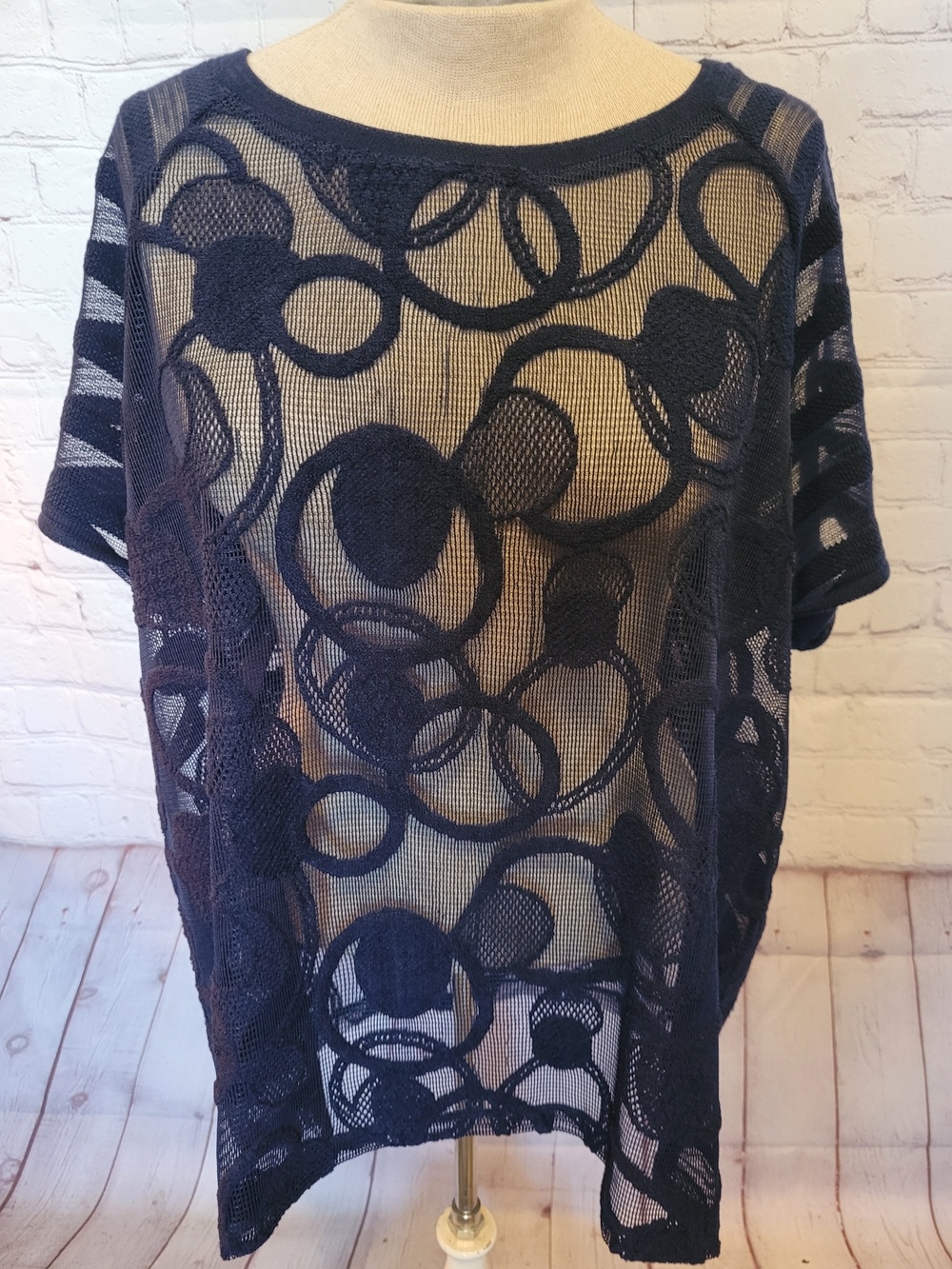Navy Blue Size 12 Chico's Short Sleeve Sheer Lace Shirt Blouse Neutral
